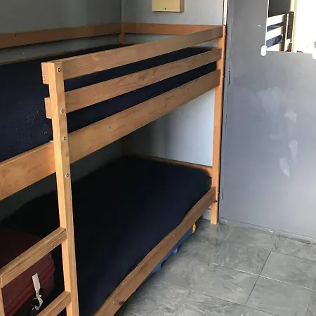 Апартаменты Studio Cabine Pres De La Plage Du Mole Avec Balcon Et Parking Gratuit - Fr-1-723-28 *